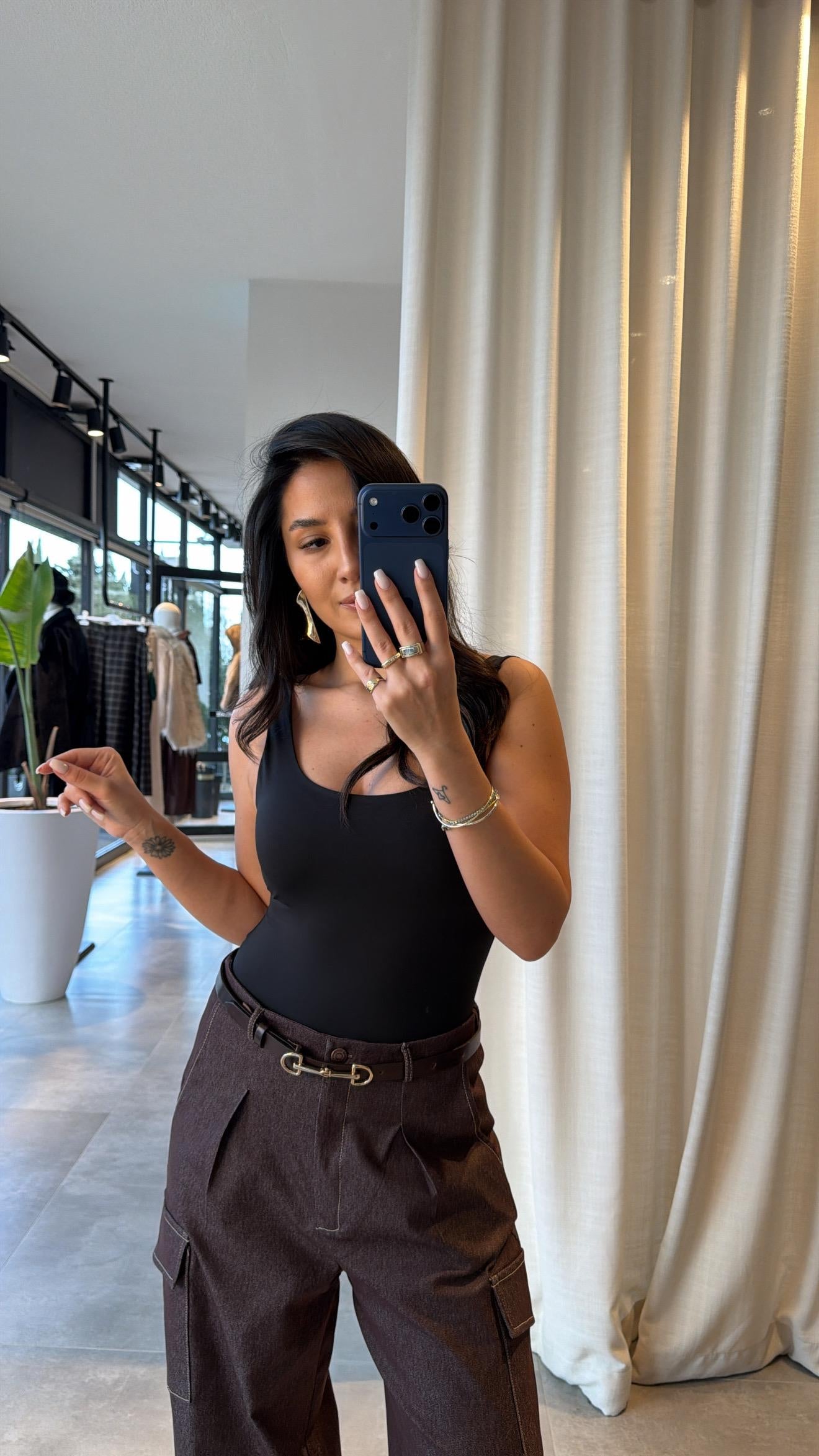 Lees bodysuit