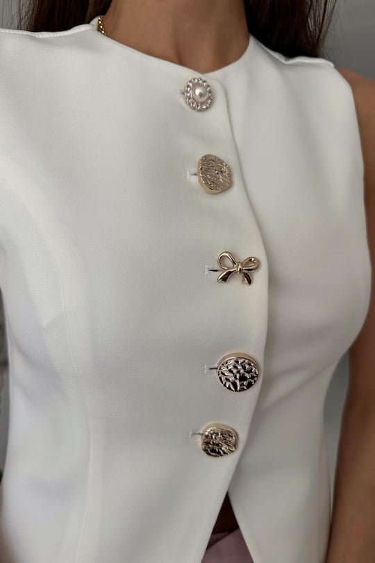 Sweet gold buttoned vest