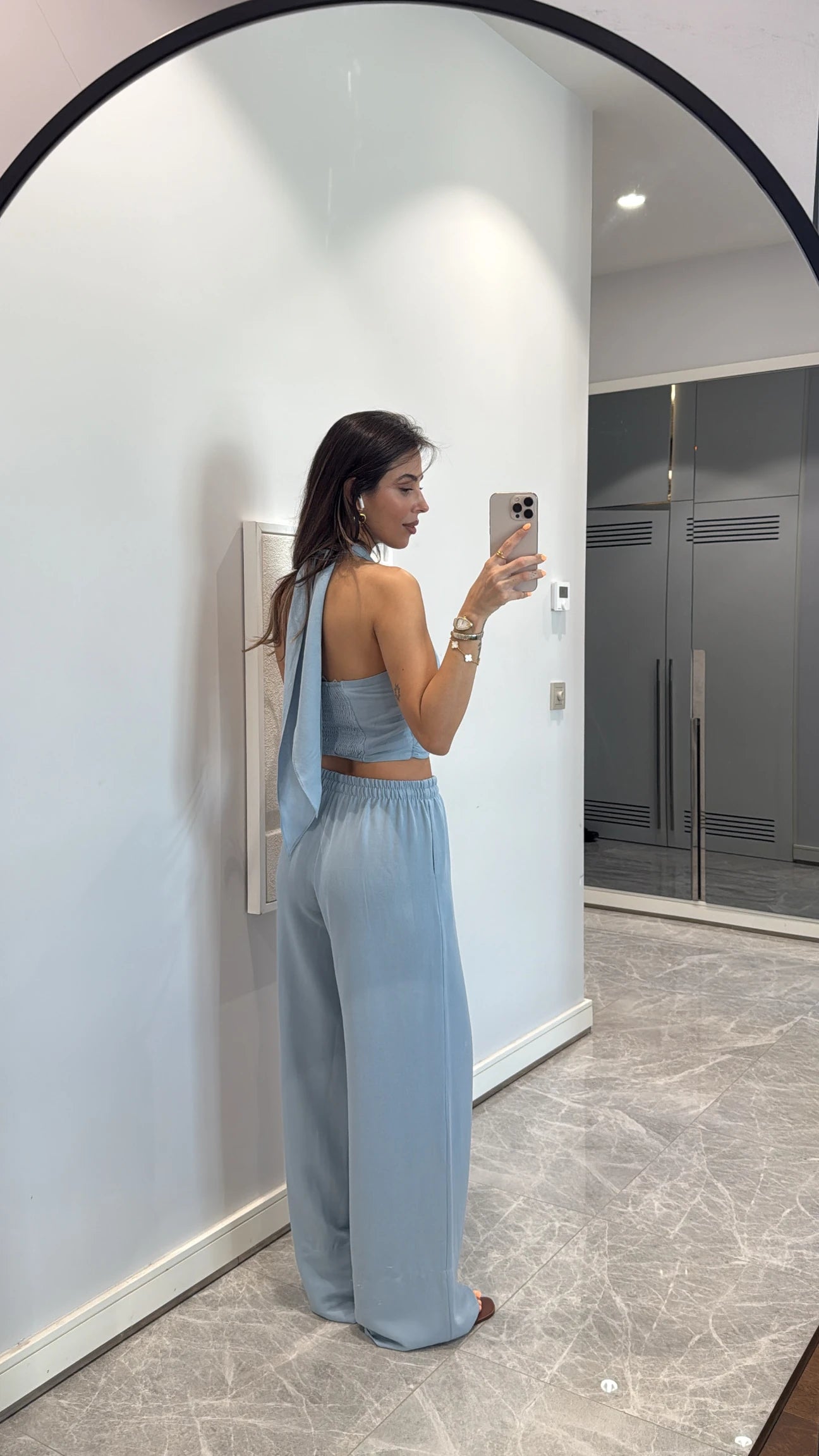 Double breasted neck tie suit