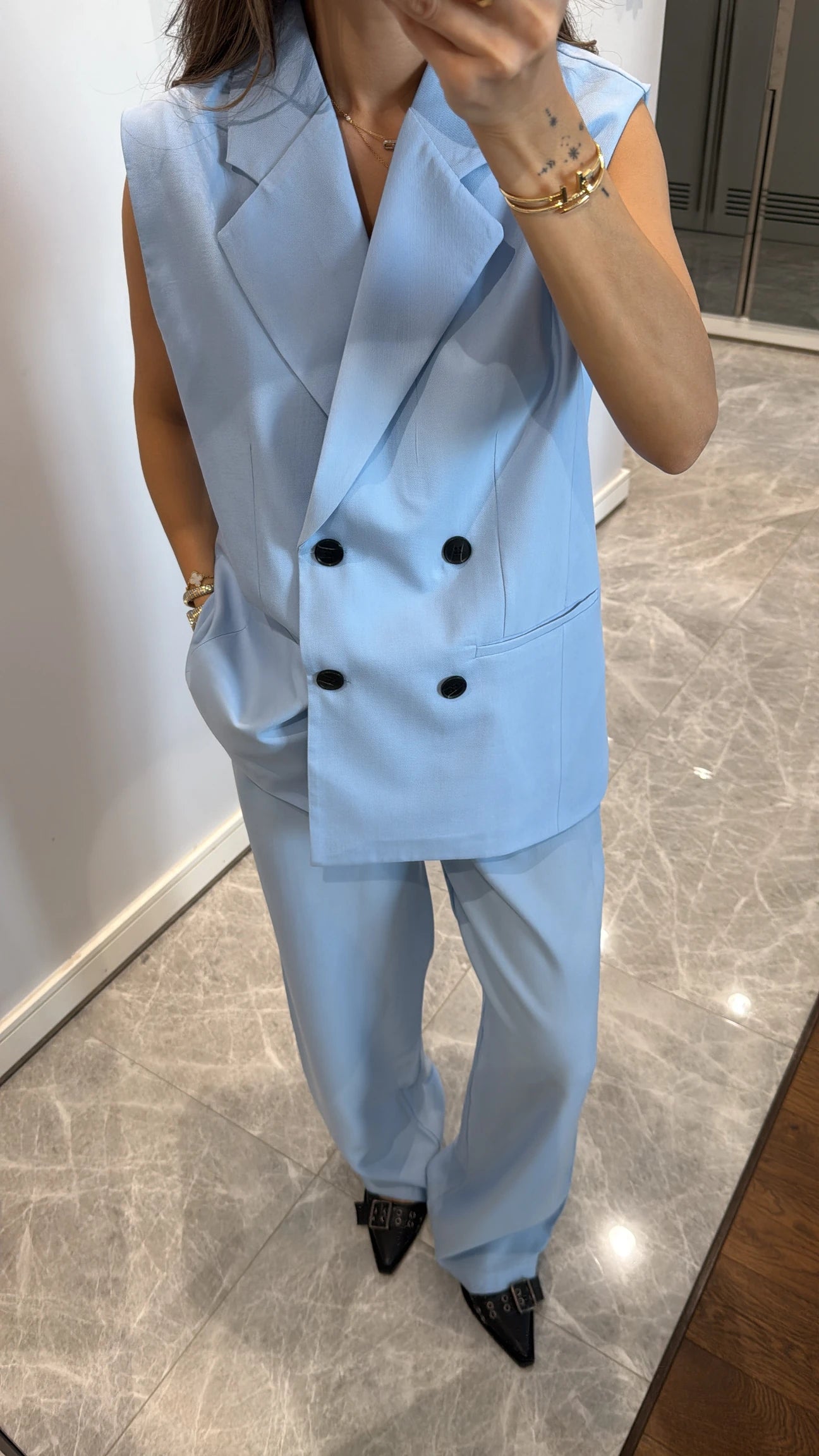 Button detailed vest pants set