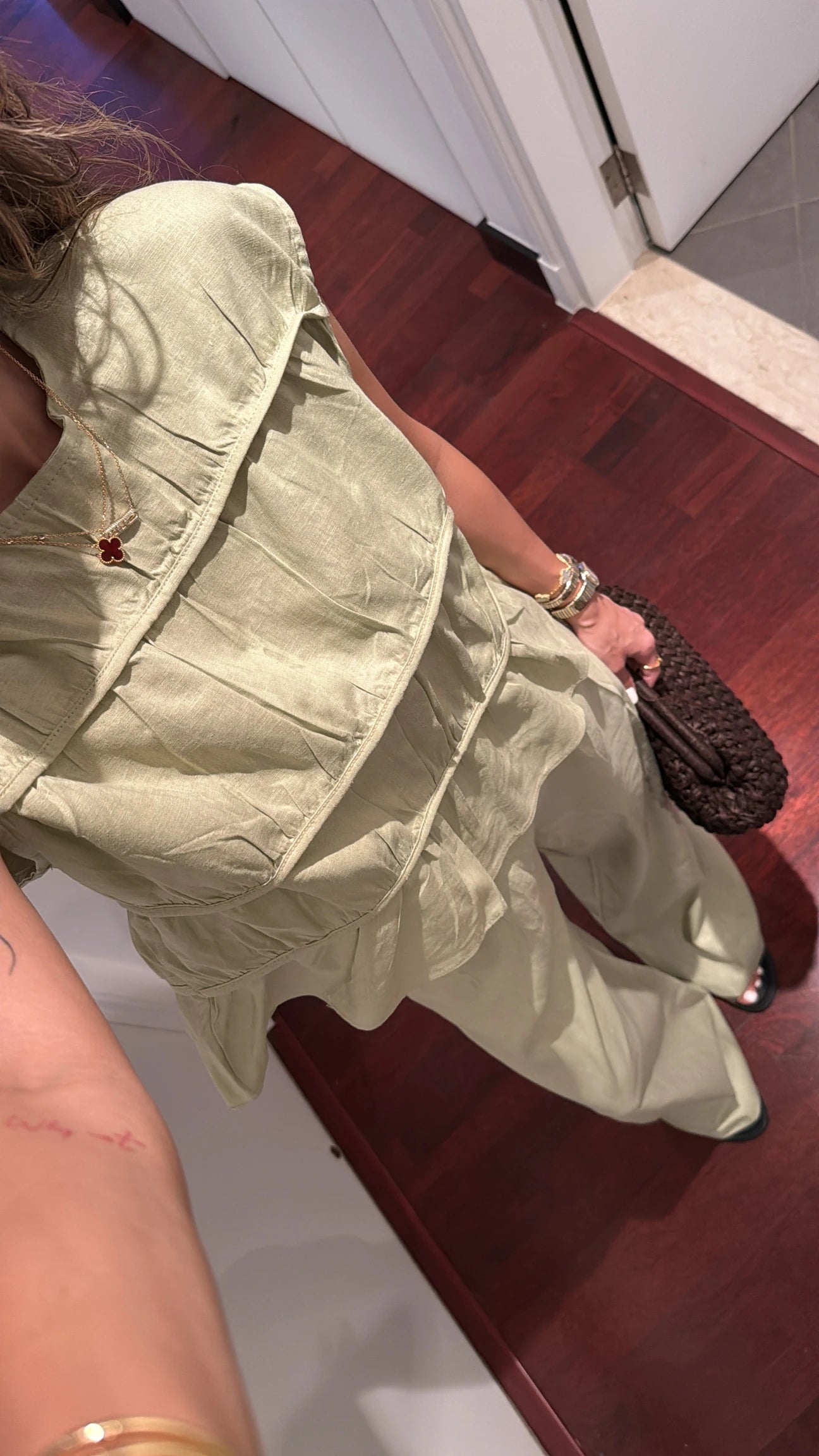 Valon detailed linen set