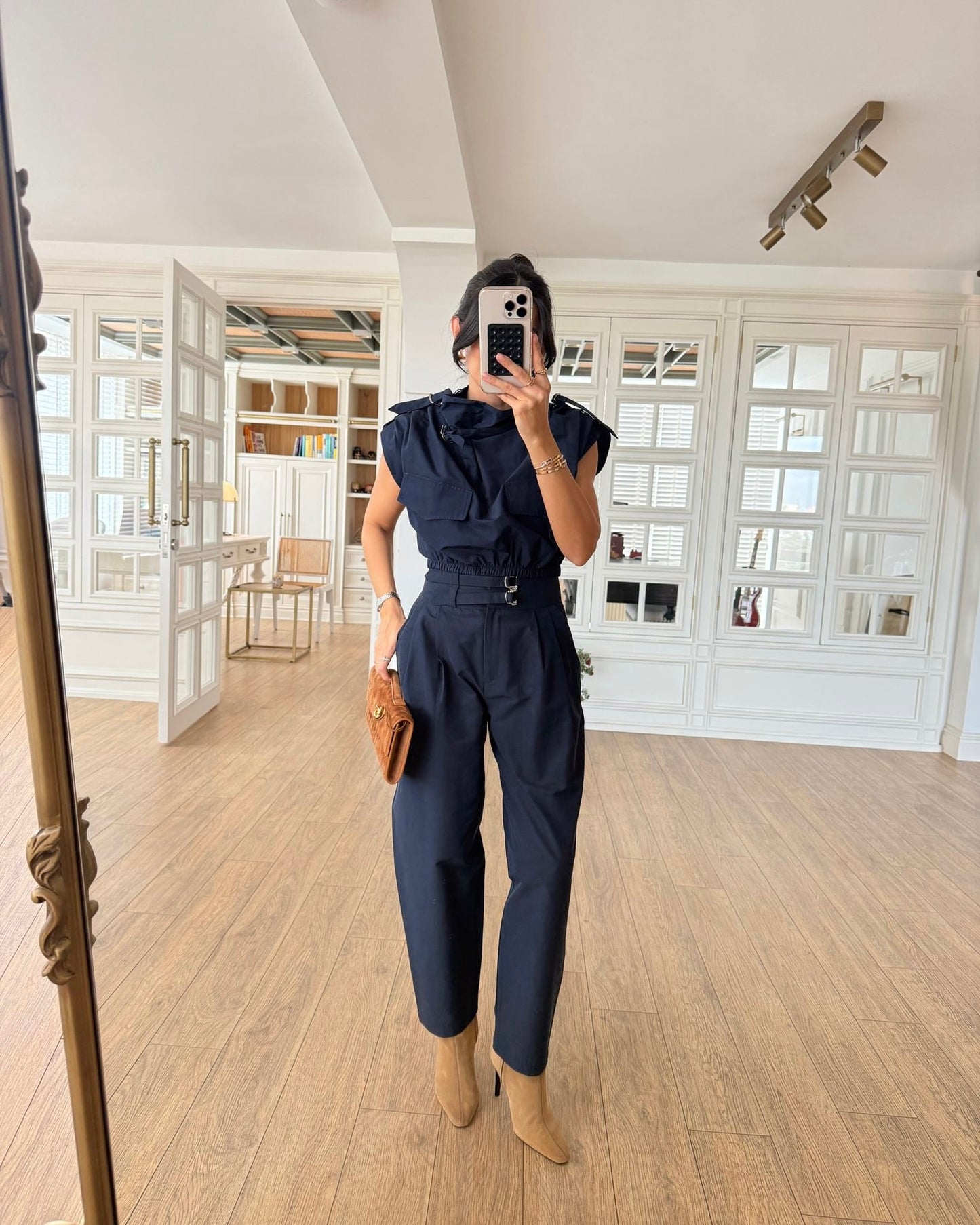 Etromy belt detailed crop blouse and pants set