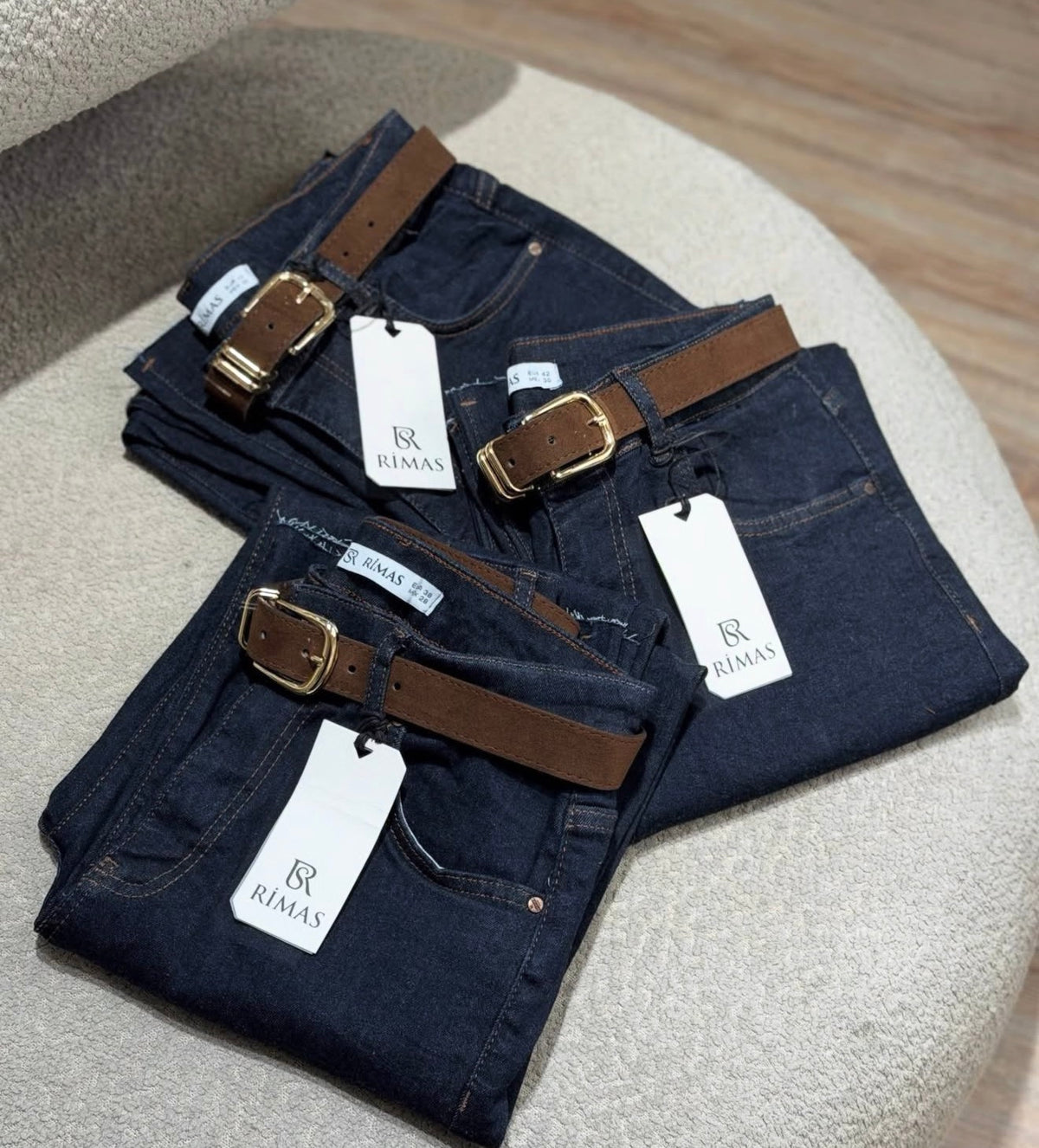 Belted jeans