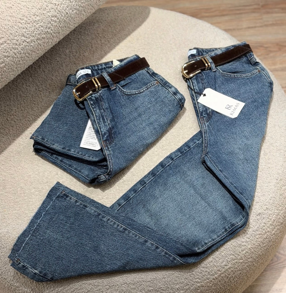 Belted jeans