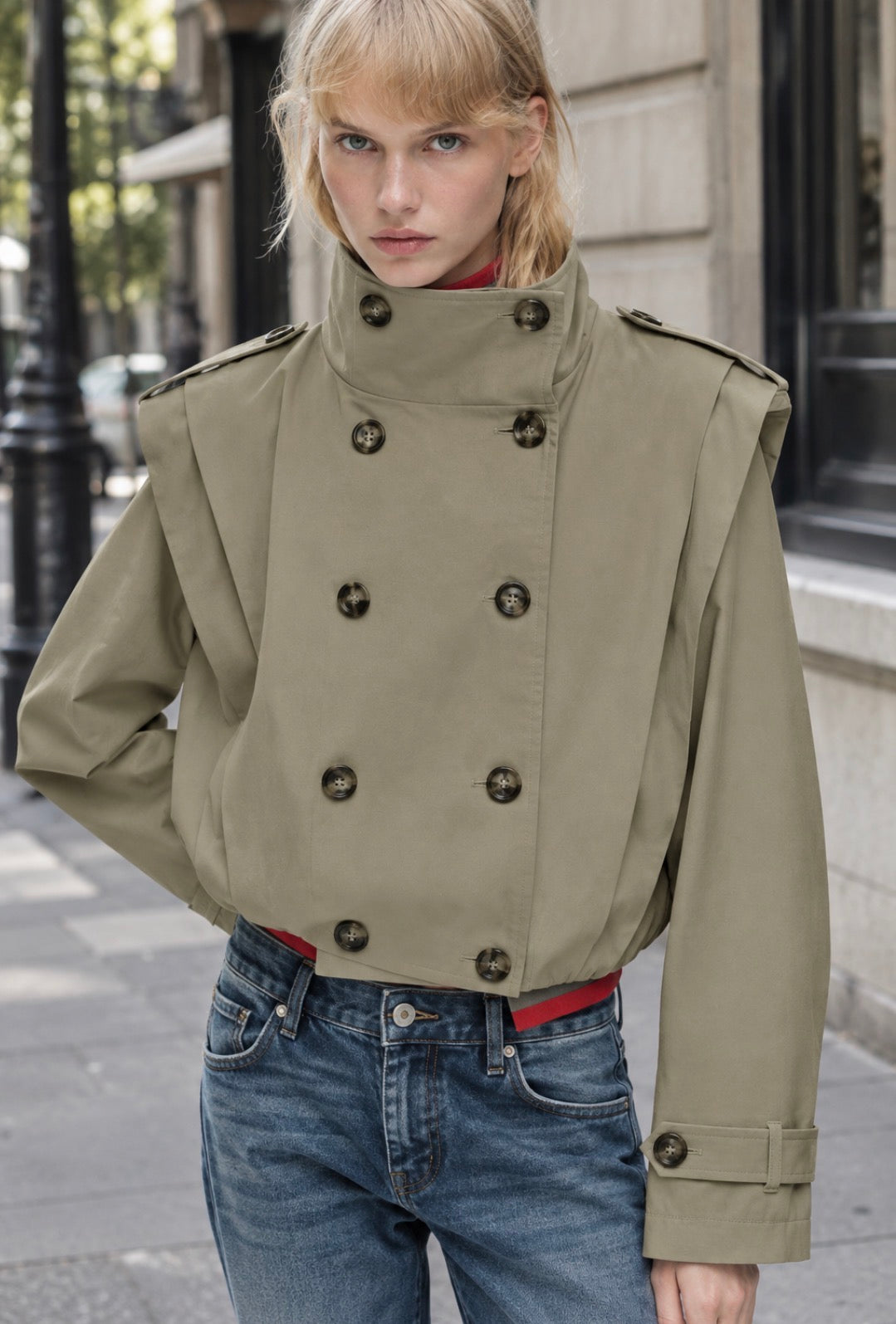 Pleated buttoned trench jacket