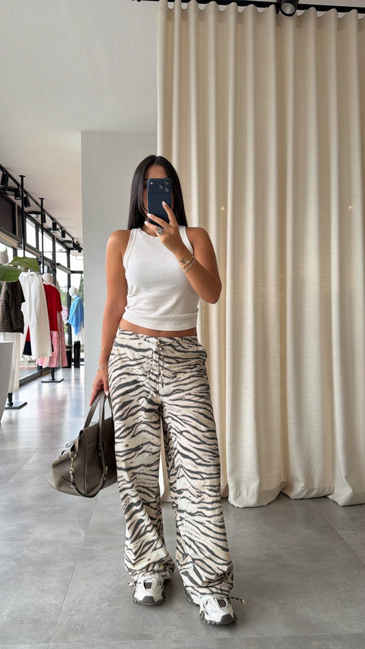 Zebra-print trousers