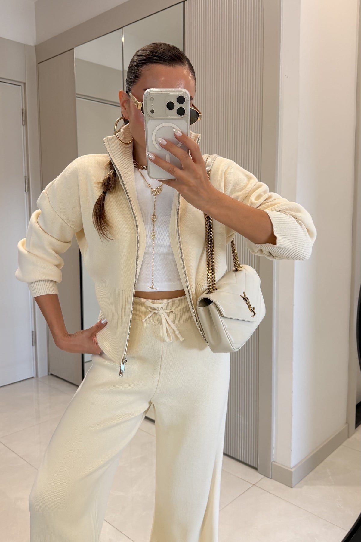 High-collar zip-up jacket and wide-leg sweatpant
