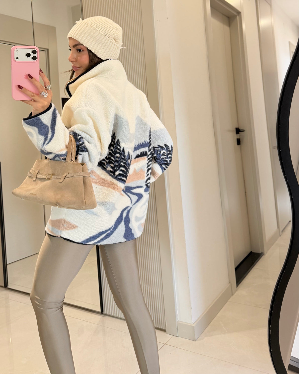 Patterned fleece jacket