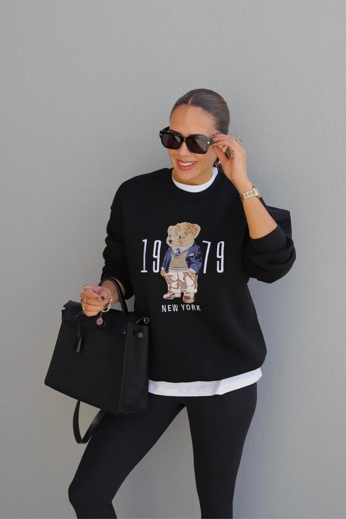 Ours sweat