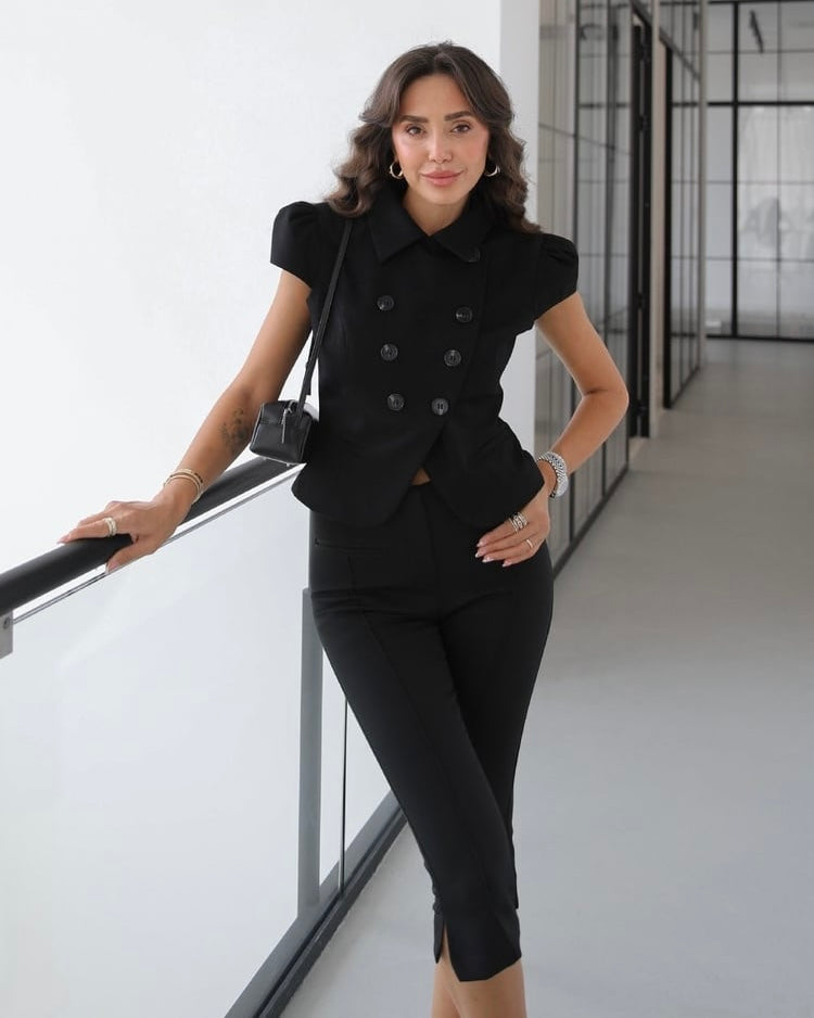 Double-breasted short sleeved jacket