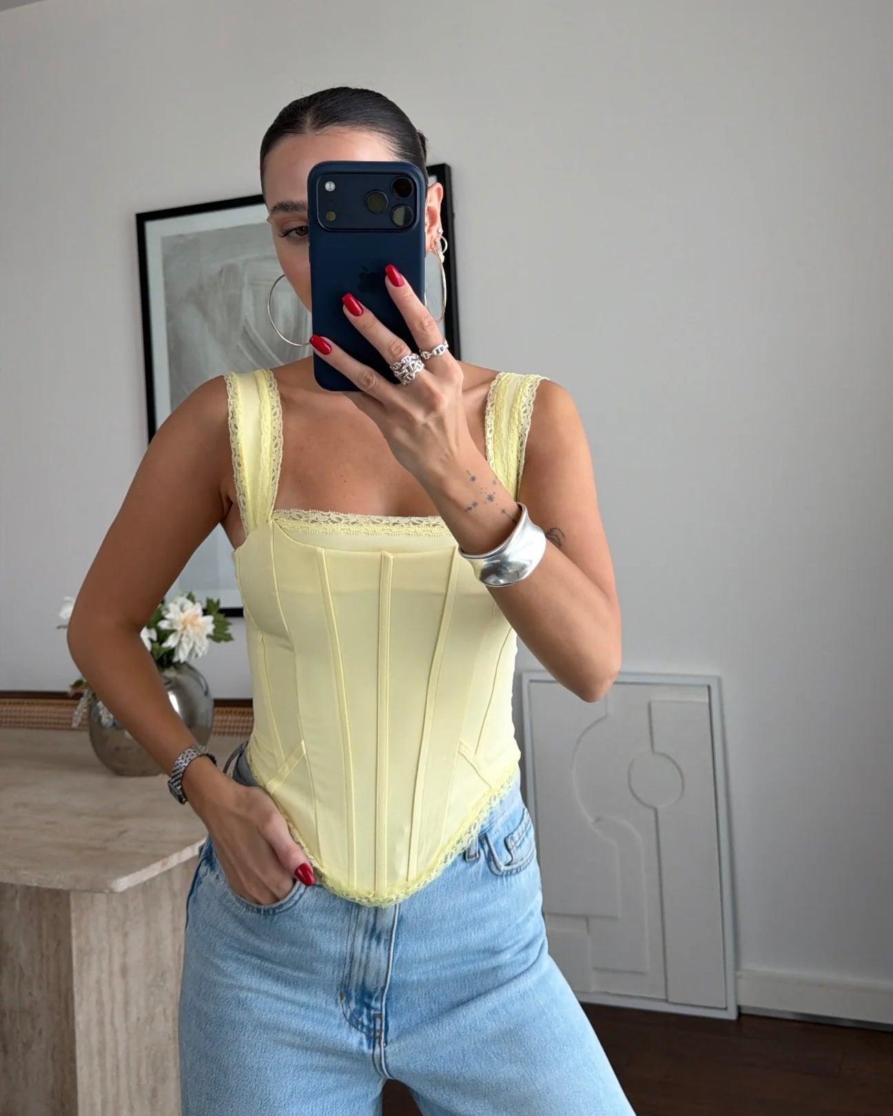 Lace-detailed bustier