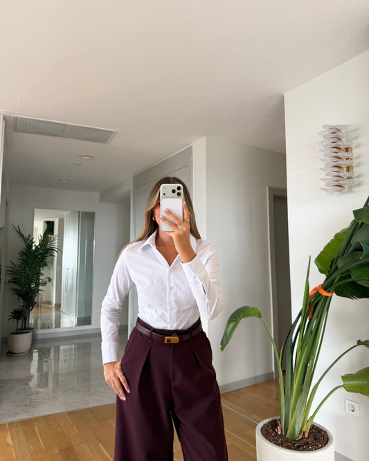 Waist-Fit Shirt