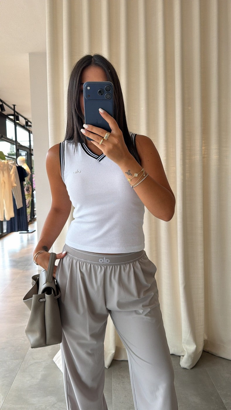 Alo basic top