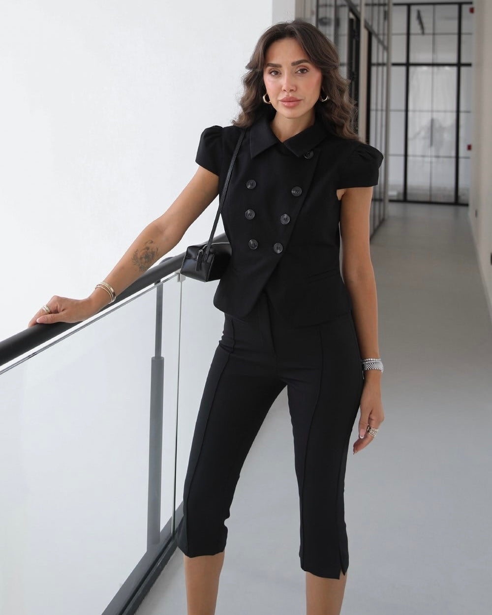 Double-breasted short sleeved jacket