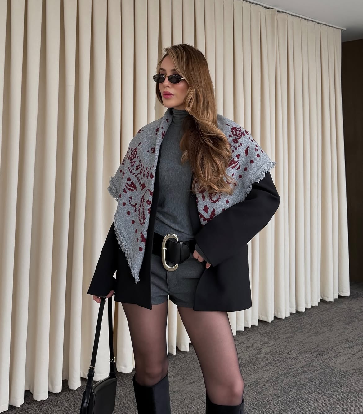 Grey-and-burgundy patterned triangular knit scarf