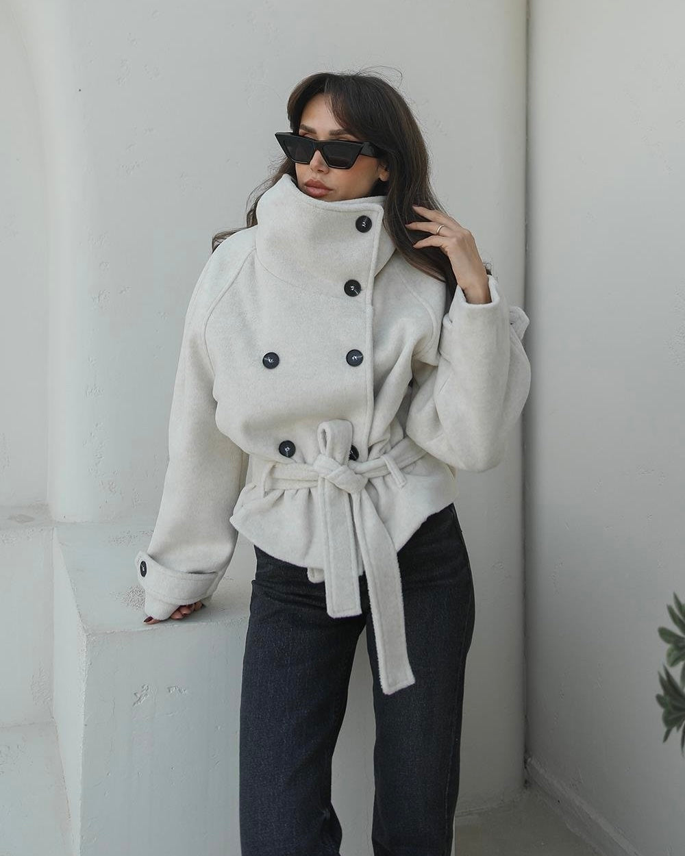 Stand-up collar short cashmere coat