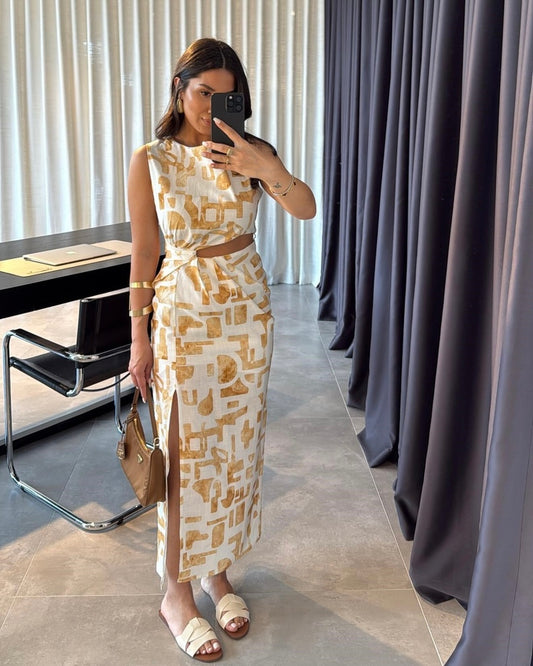 Linen dress with waist detail