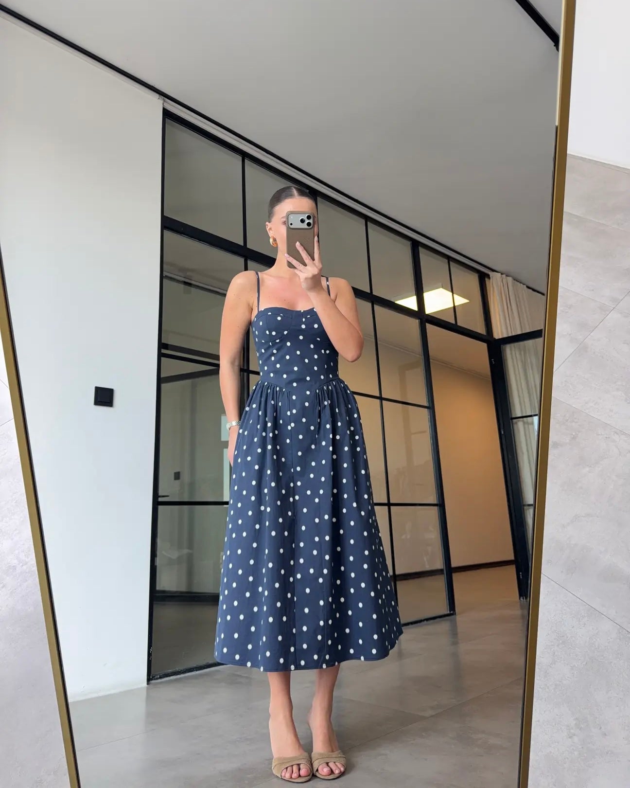 Strapless polka dot dress with bust cups