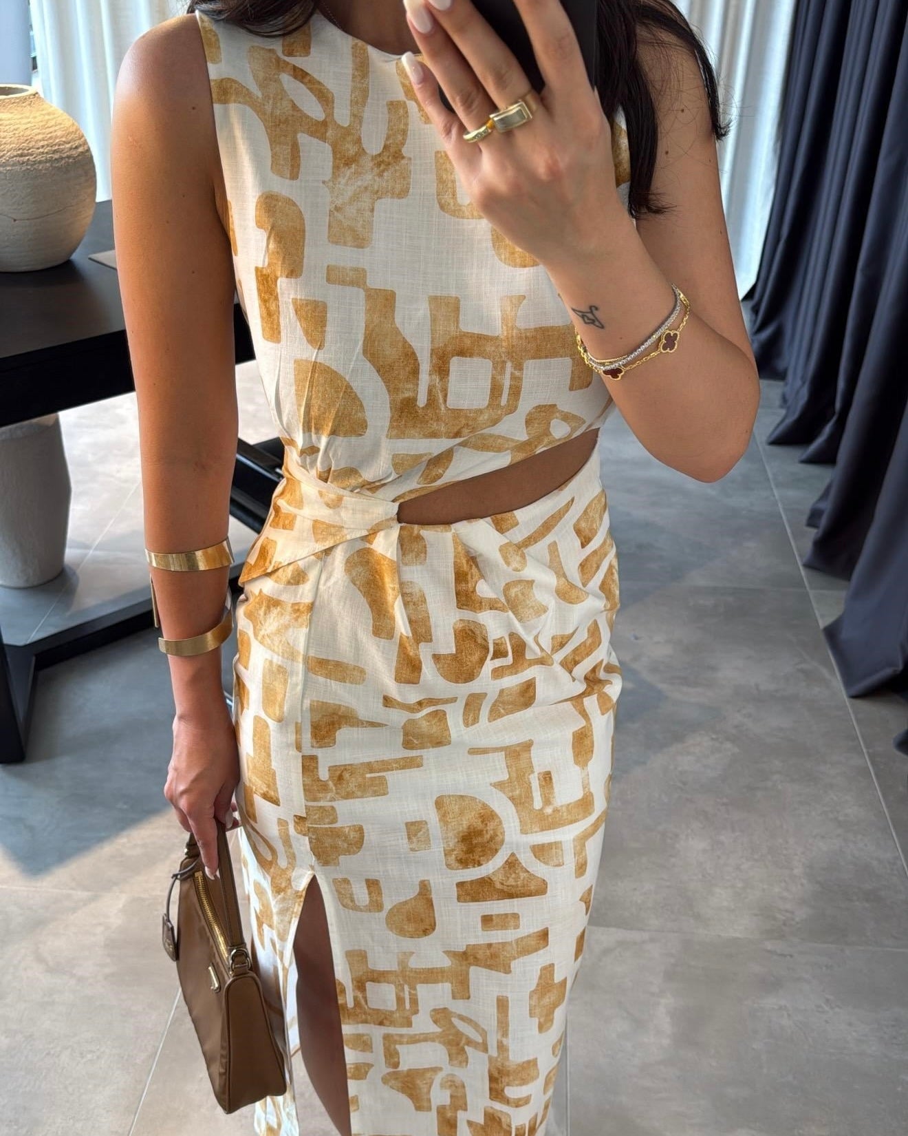Linen dress with waist detail