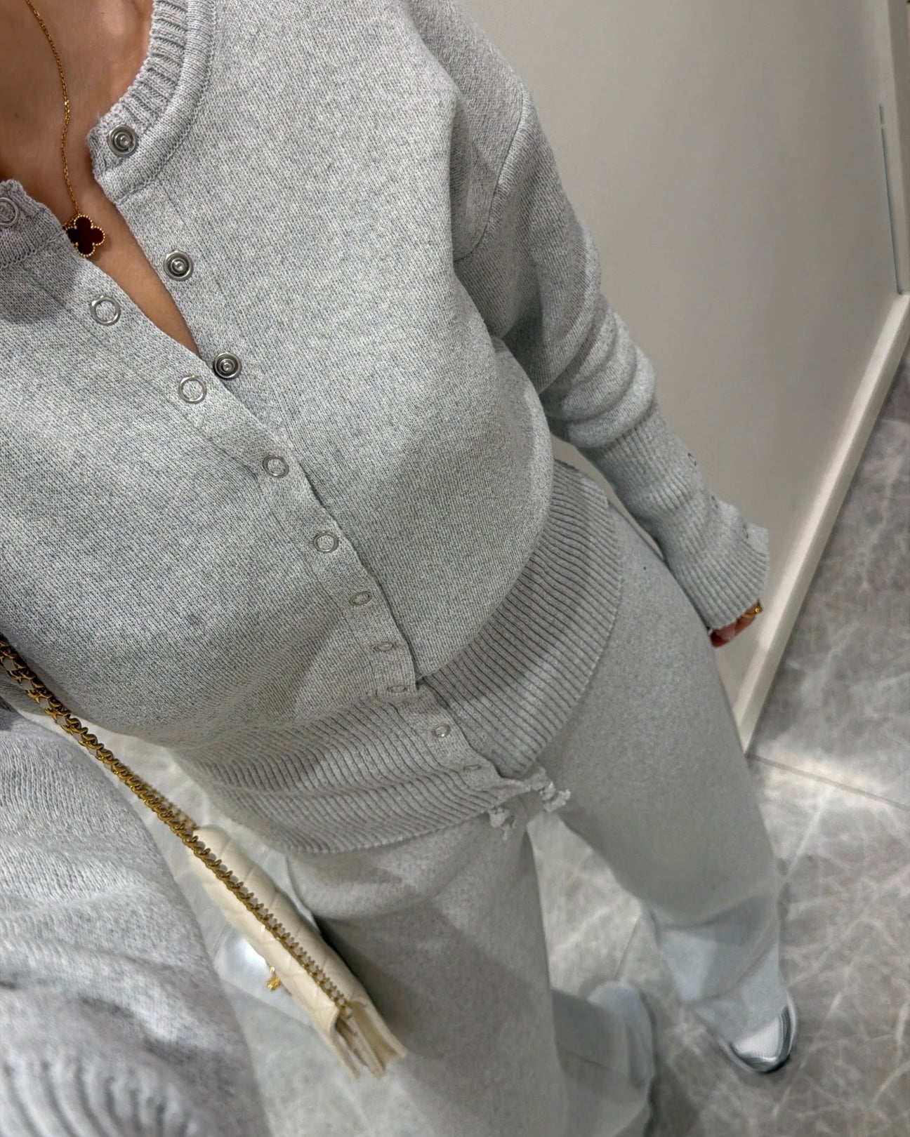 Two-piece knitwear set with waist detailed