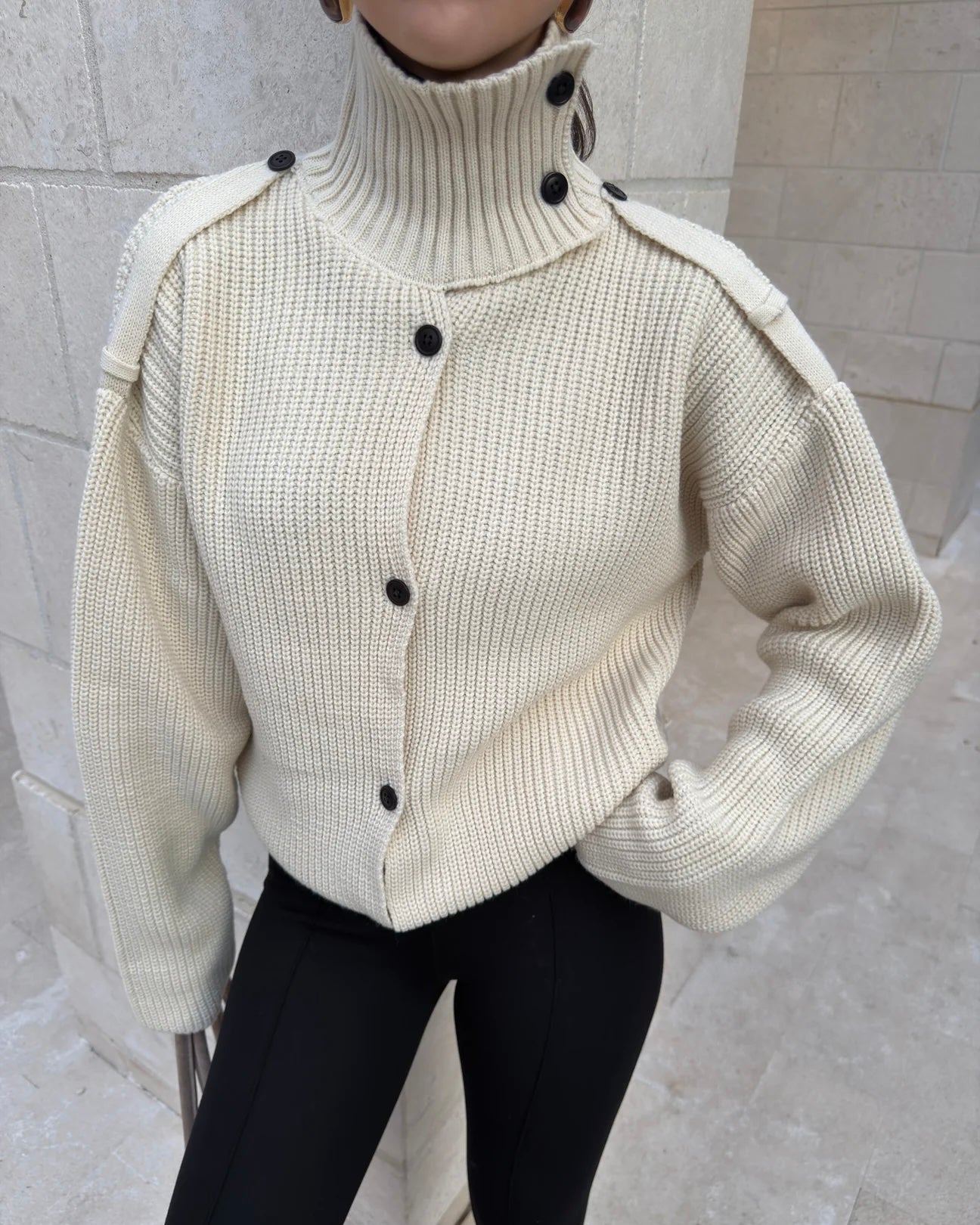 STAND-UP COLLAR KNITWEAR CARDIGAN