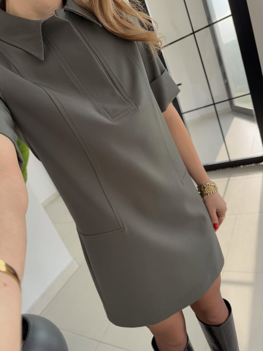 Polo collar dress