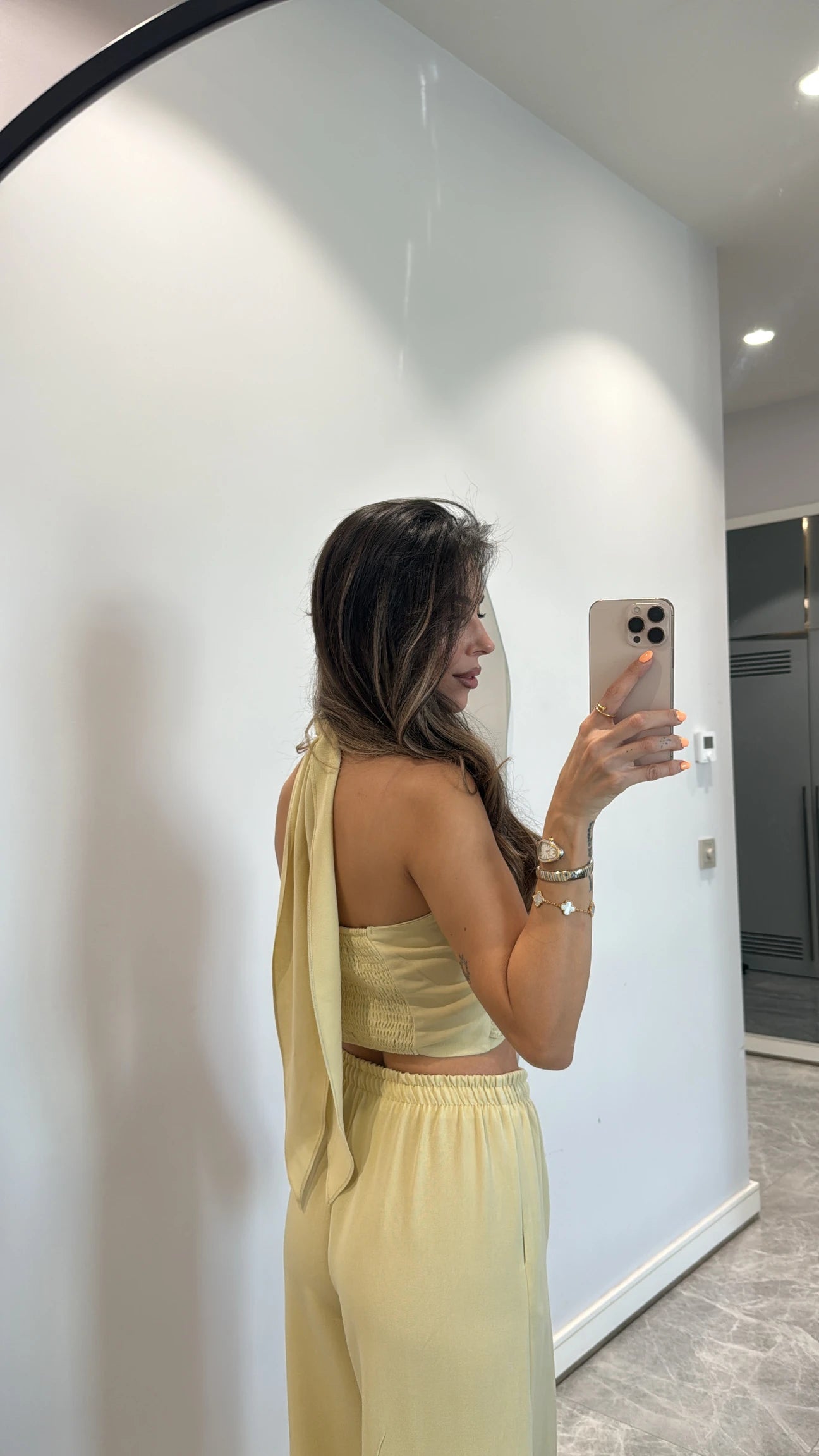 Double breasted neck tie suit