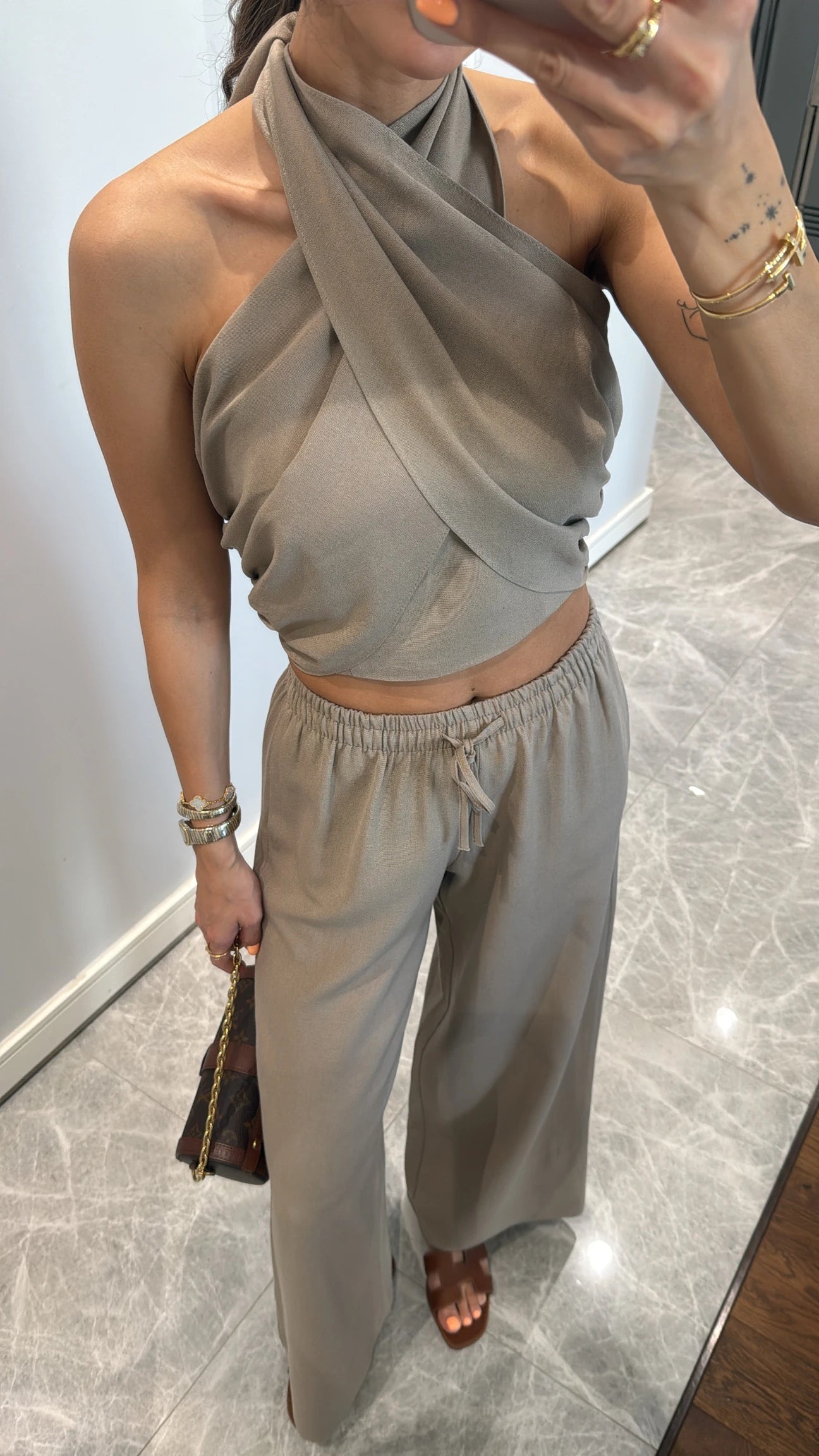Double breasted neck tie suit