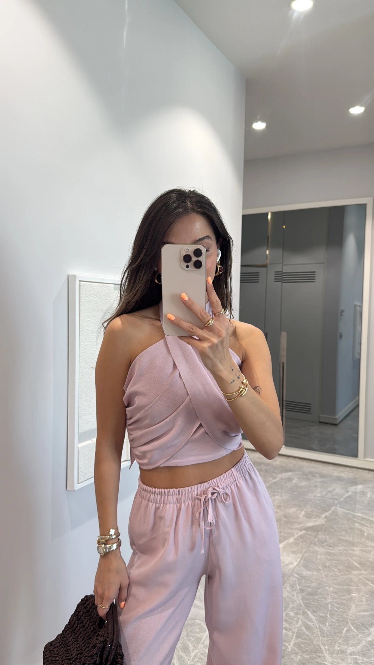 Double breasted neck tie suit
