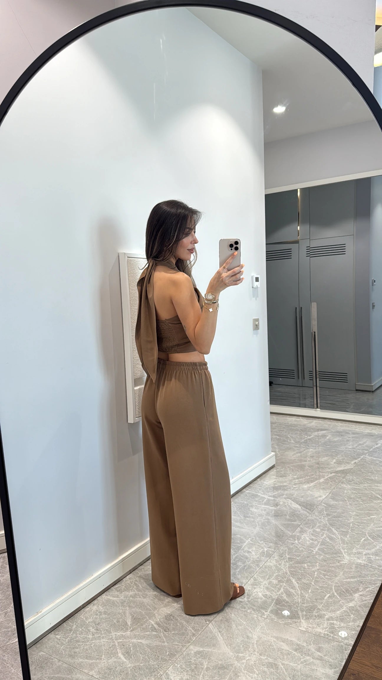 Double breasted neck tie suit