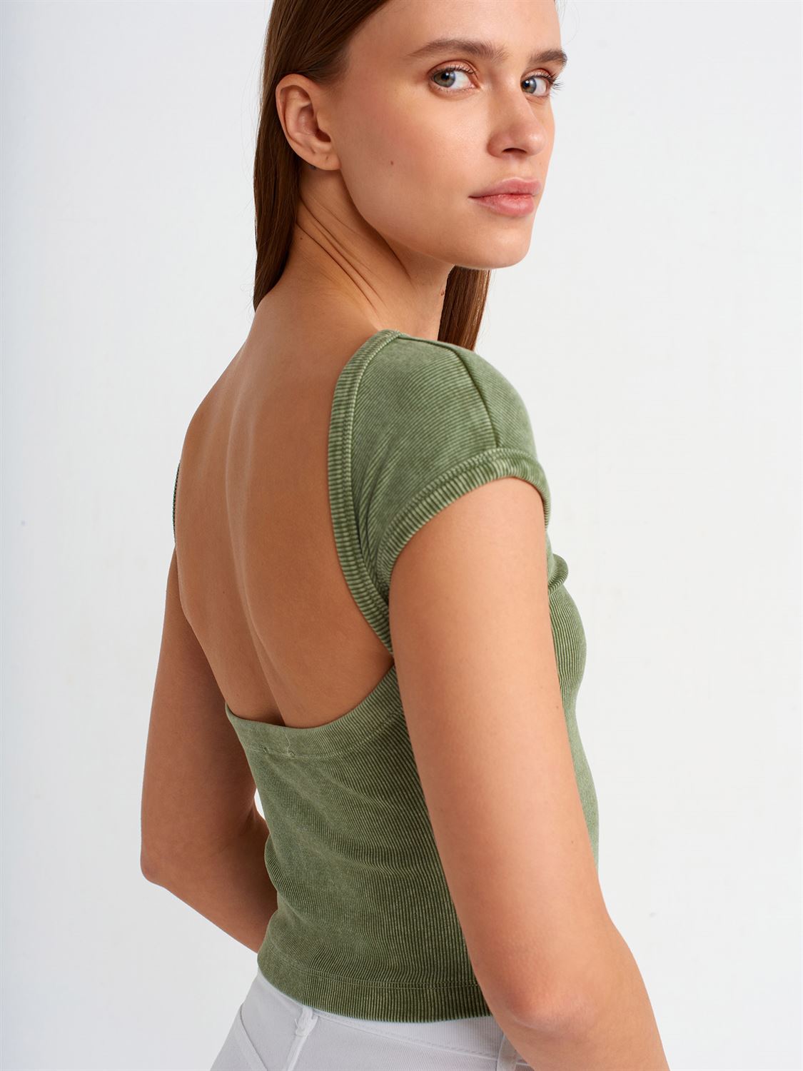 Open Back Stretch Crop T-shirt