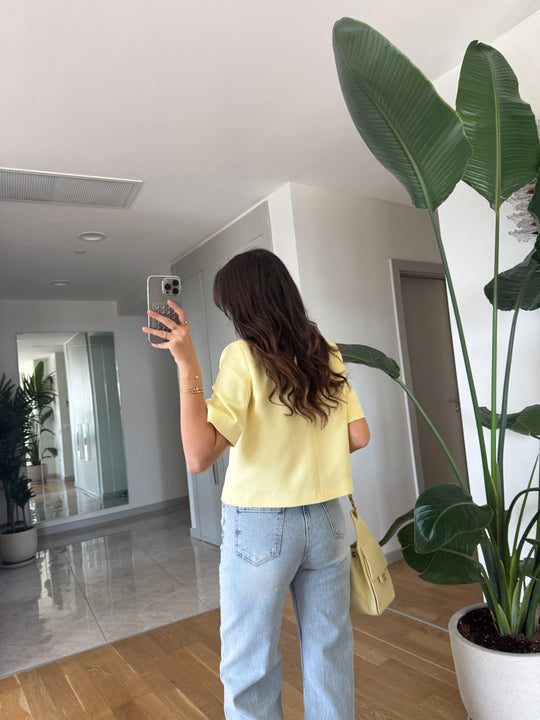 Short sleeve gold buttoned jacket