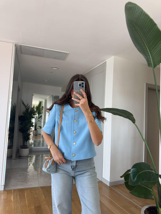 Short sleeve gold buttoned jacket