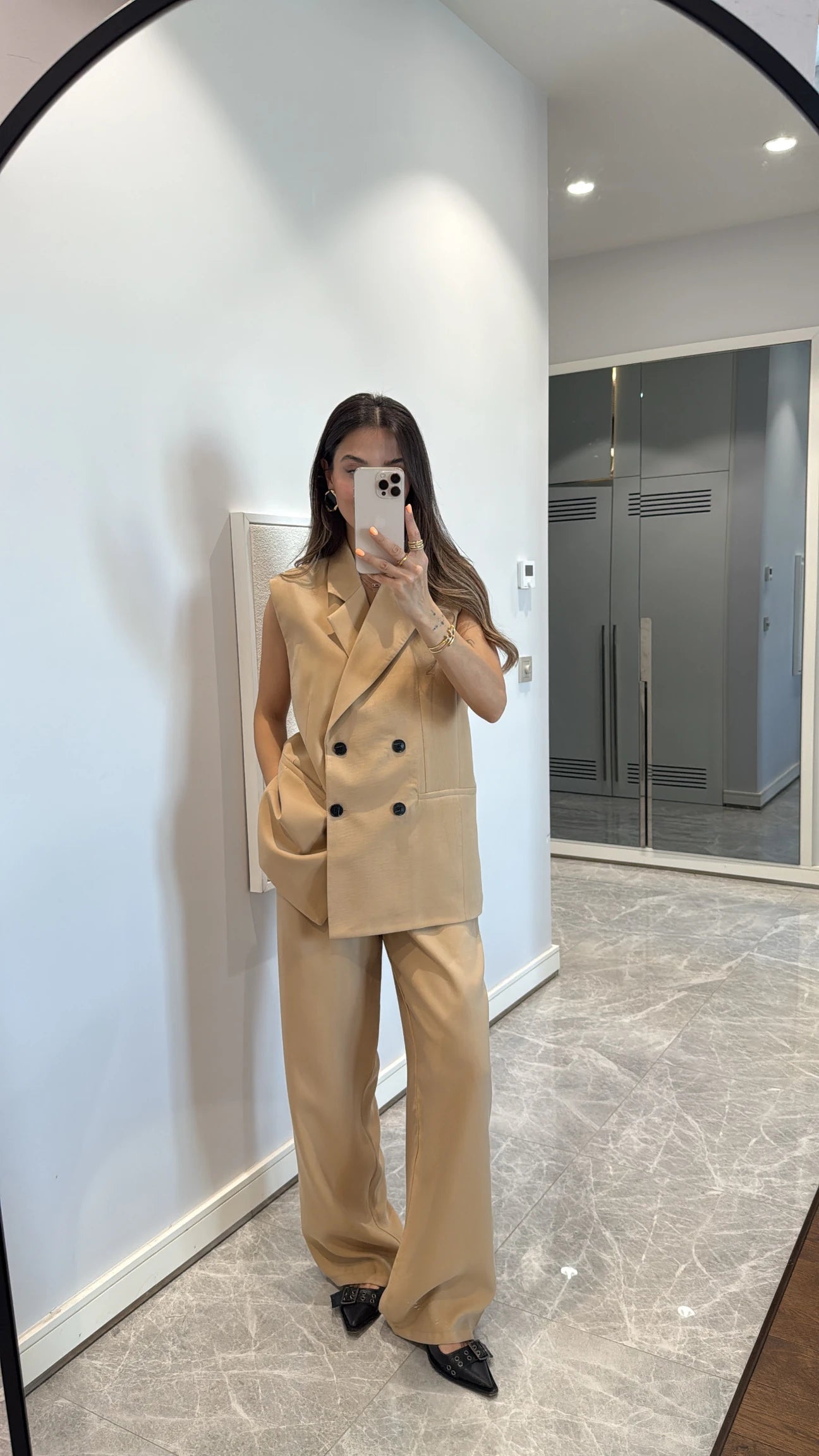 Button detailed vest pants set