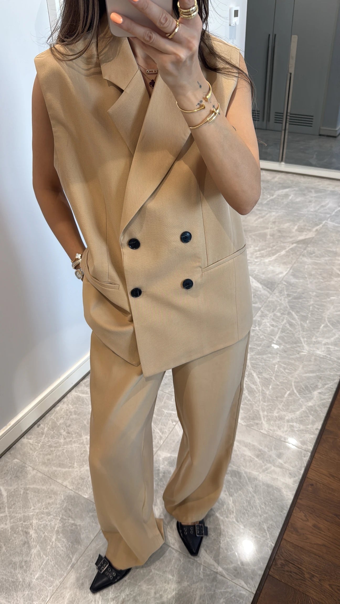 Button detailed vest pants set