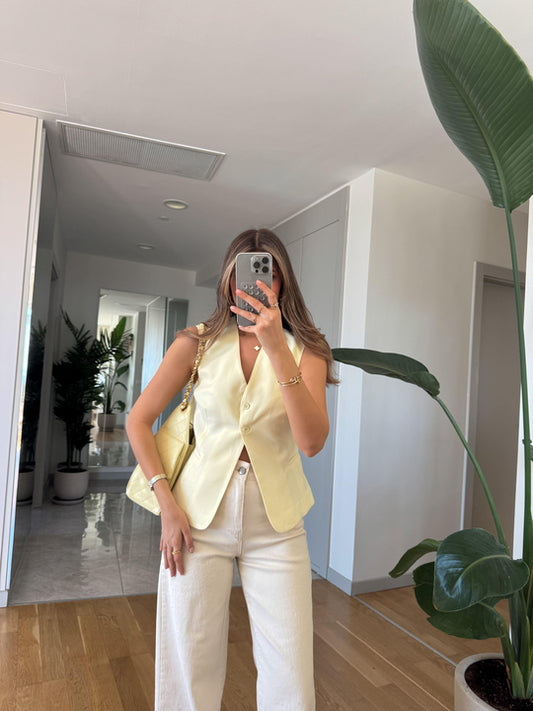 Two button vest