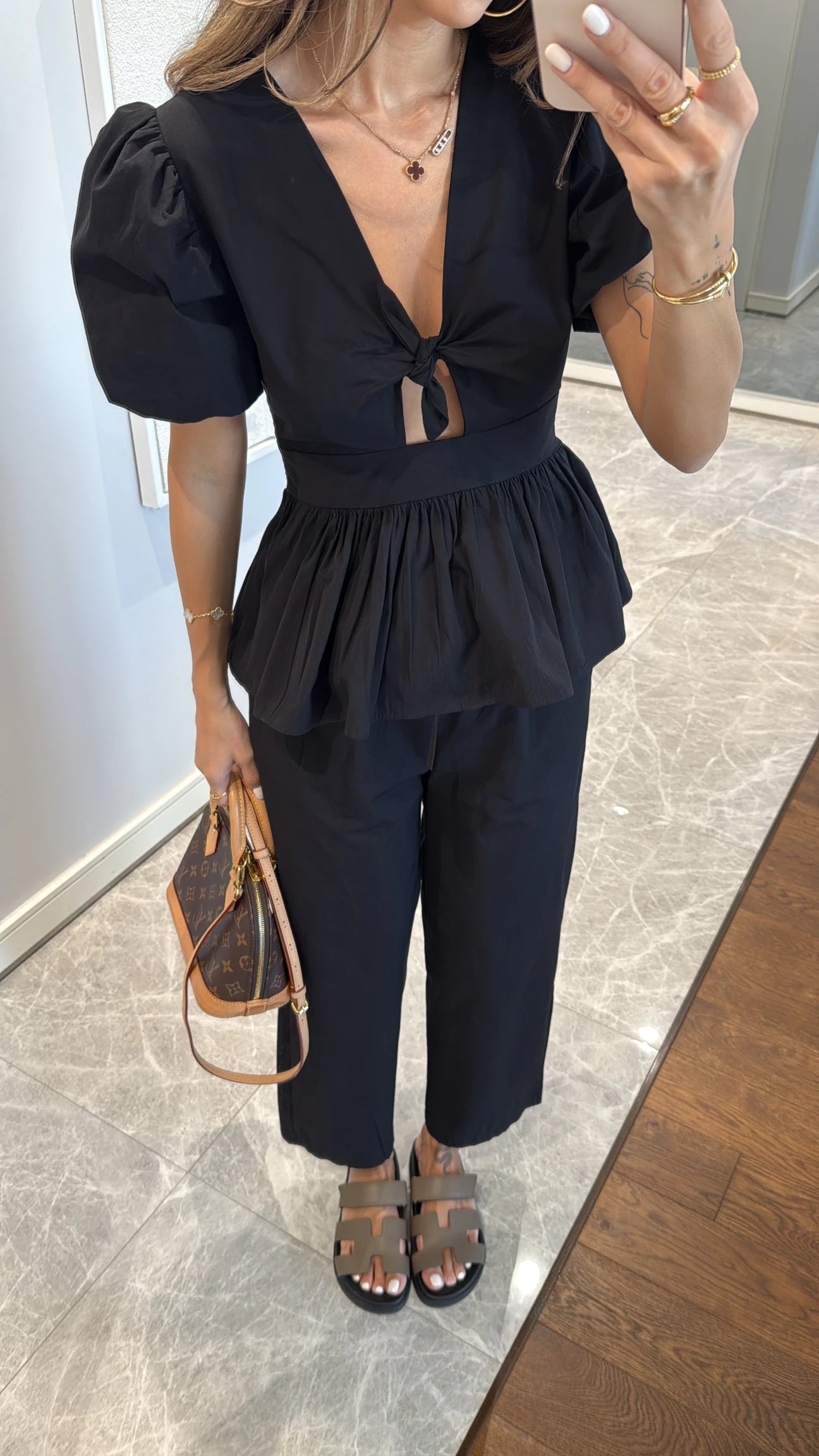Rolled short sleeve trousers suit
