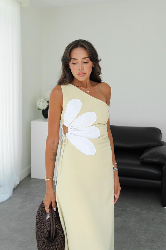 Side-drop floral dress