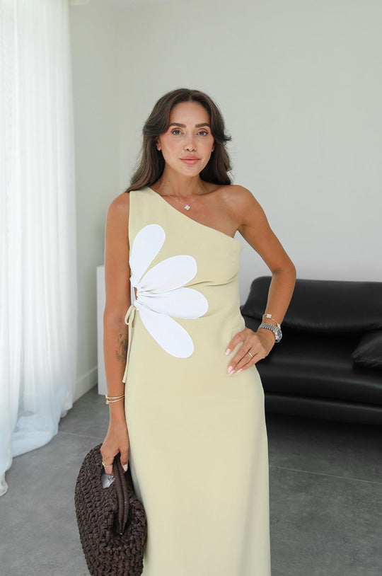 Side-drop floral dress