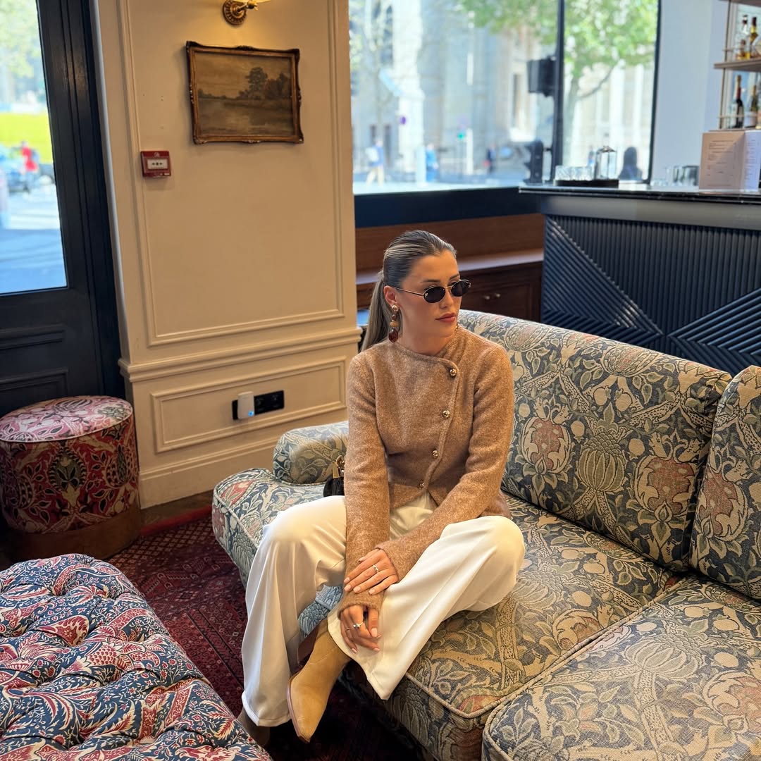 Camel cardigan with collar detail