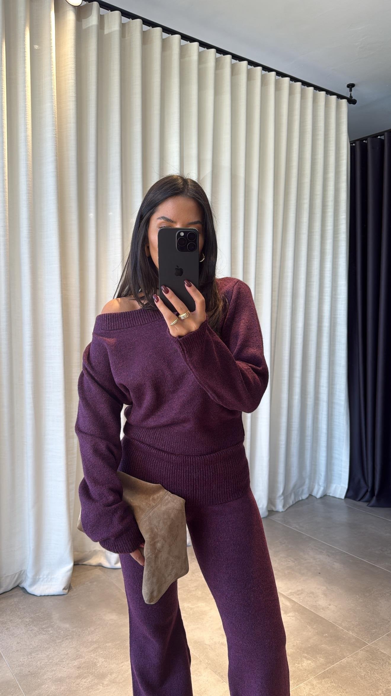 Collar blouse and trouser set