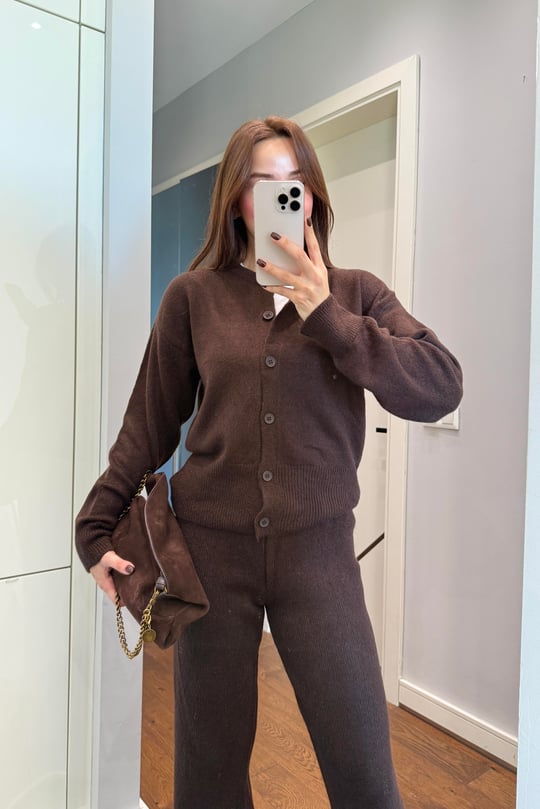 Crew neck buttoned cardigan and trousers set